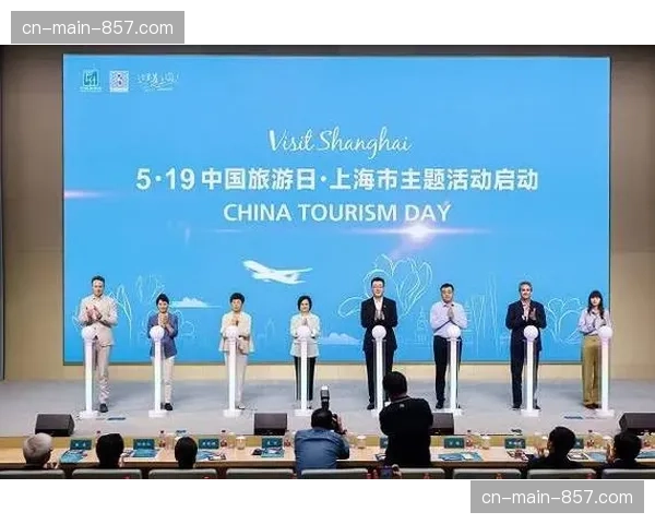 “全国游泳健身周”在沪启动,超百个公共泳池推出惠民活动 “全国游泳健身周”在沪启动,超百个公共泳池推出惠民活动