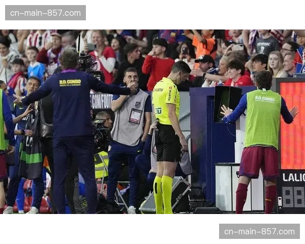 吉拉西替补登场扳平比分，多特蒙德短暂看到希望